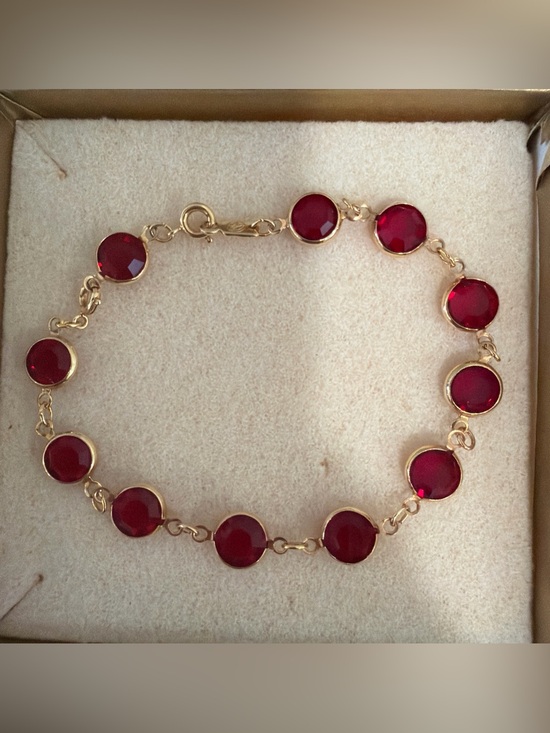 Swarovski Jewelry - Vintage Swarovski Gold Tone and Red Crystal Bracelet 8 Inches
